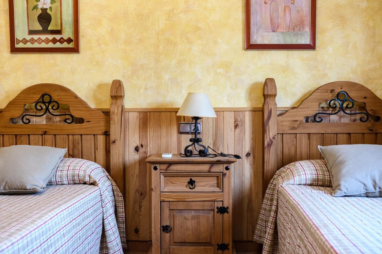 Maison d'hôtes Complejo Rural Sol De Taberno Extérieur photo