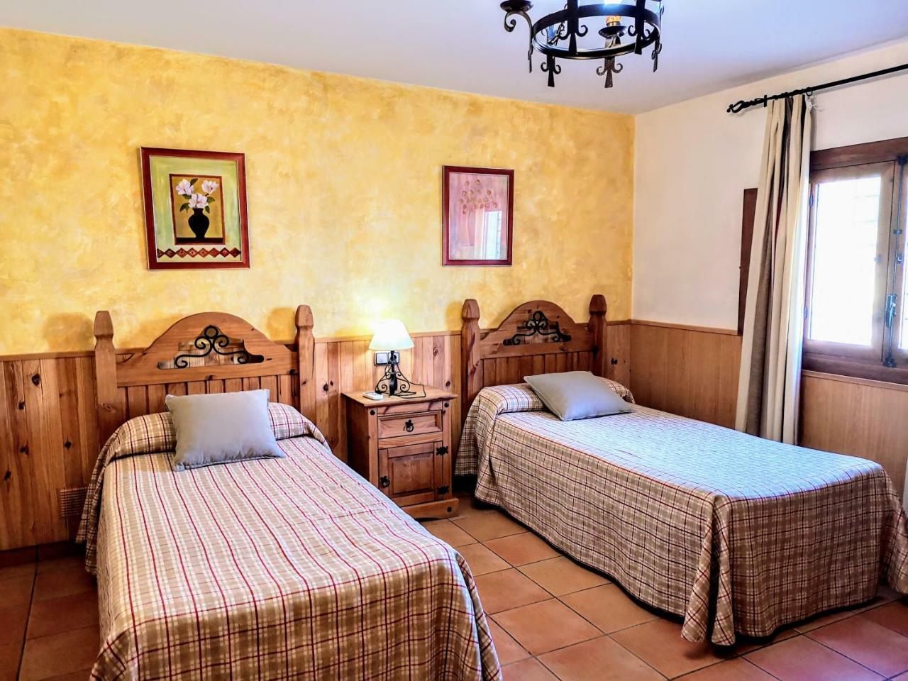 Maison d'hôtes Complejo Rural Sol De Taberno Extérieur photo